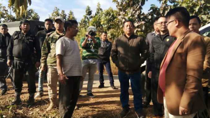 forest-minister-led-team-at-Indo-Myanmar-border-