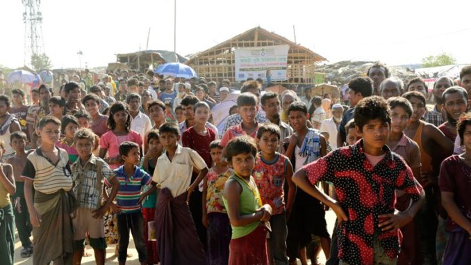 Refugee-camp-in-Bangladesh