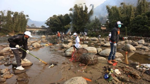 river-cleaning-in-Arunachal-570x320