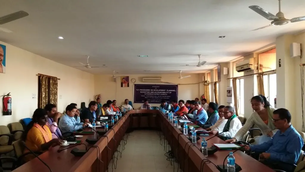কোকৰাঝাৰত আৰম্ভ উত্তৰ-পূৰ্বাঞ্চলৰ স্বায়ত্তশাসিত পৰিষদসমূহৰ বিষয়ববীয়াৰ তিনিদিনীয়া প্ৰশিক্ষণ কাৰ্য্যসূচী
