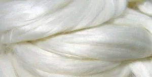 r-300x152