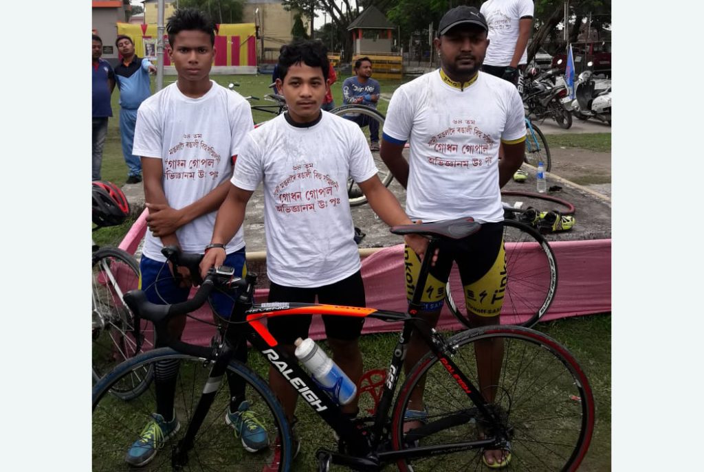 Three winners of cycling contest