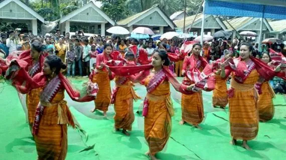 বিভিন্ন সাংস্কৃতিক অনুষ্ঠানৰ মাজেৰে বিছাগু উদযাপন চৰকাৰী বিষয়া-কৰ্মচাৰীৰ
