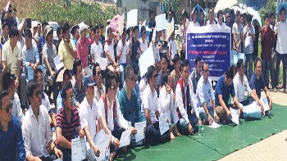 AAPSU-protests-against-Citizenship-Amendment-Bill-questions-Pema-govt’s-silence-570x320