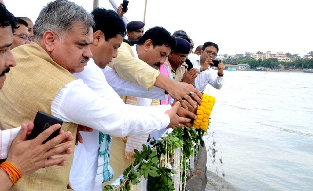 ashes of former prime minister Atal Bihari Vajpayee were immersed in Holy River Brahamaputra,Guwahati by Chief Minister of Assam Sarbananda Sonowal,BJP state president Ranjeet kumar Das along with other senior bjp leaders in Guwahati on 23-08-18.pix by ub photos