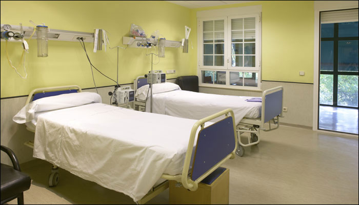 604855-hospital-bed