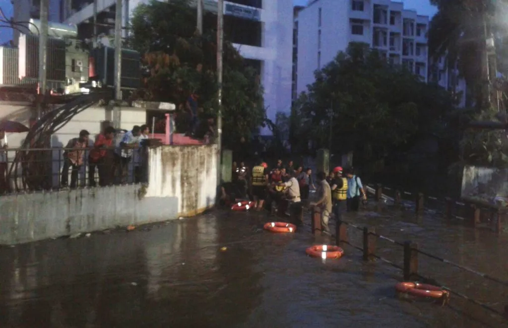গুৱাহাটী মহানগৰীৰ ৰুক্মিণী গাঁৱত বাহিনী নৈত পৰি সন্ধানহীন কিশোৰ