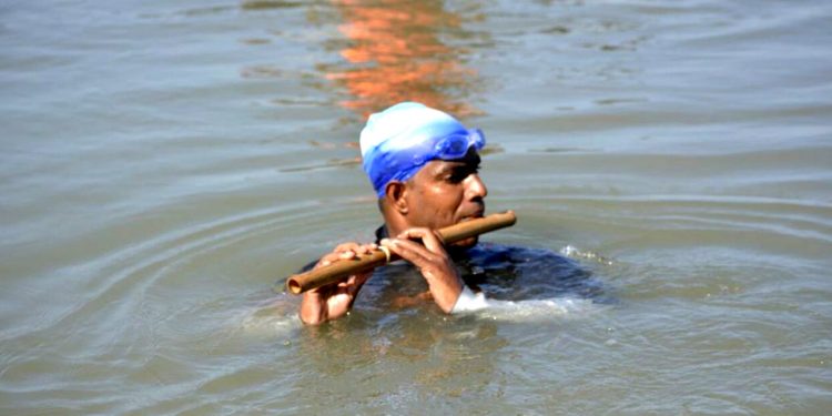 ব্ৰহ্মপুত্ৰৰ বুকুত ৰেকৰ্দ স্থাপনকাৰী বসন্ত