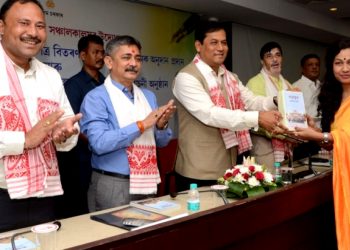 অপেছাদাৰী উপদেষ্টাৰ বাবে ক্ষমা ভিক্ষা মুখ্য মন্ত্ৰী সোণোৱালৰ