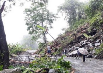 Heavy-landslide-570x320