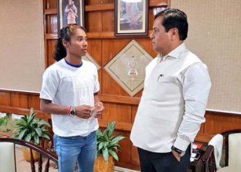 Sonowal-with-Hima-Das-750x375