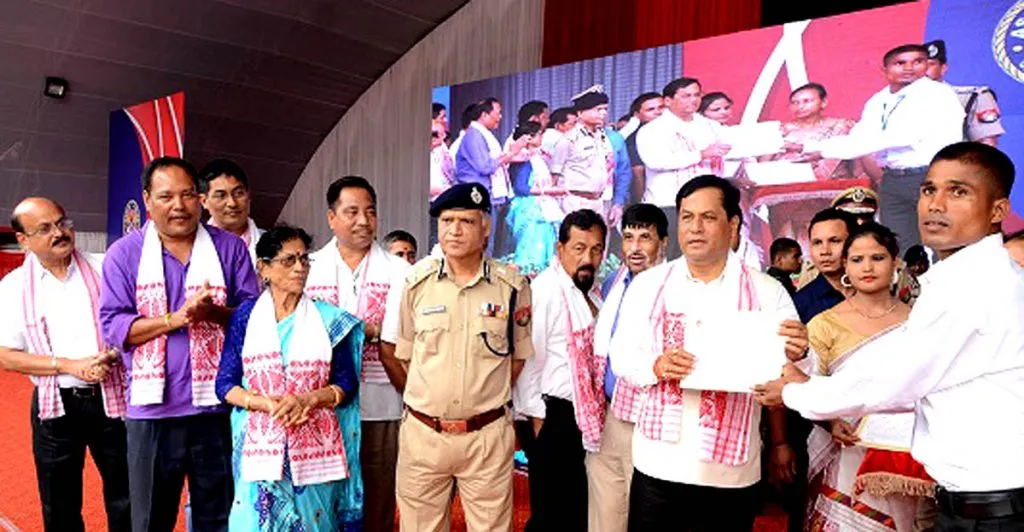 Chief Minister Sarbananda Sonowal delivered appointment letters to newly recruited constable (Armed Branch) of Assam Police organised by Home Department and Assam Police at Veterinary college field, Khanapara in Guwahati on 24-08-18. Pix By UB photos