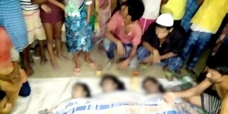 সলিল সমাধি ঘটা ছাত্ৰীকেইগৰাকী। ছবি- নৰ্থ ইষ্ট নাও।