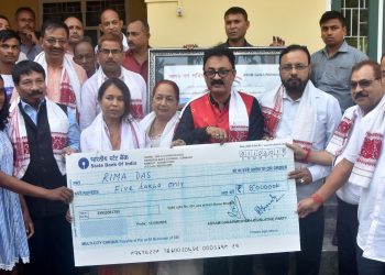 01-10-18 Chaygaon- Rima Das feleciated by AGP (3)