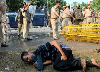 Police lathi charge during Pratibandhi Suraksha Sangstha protest their demand at Dispur Last Gate in Guwahati on 05-10-18. Pix BY UB Photos