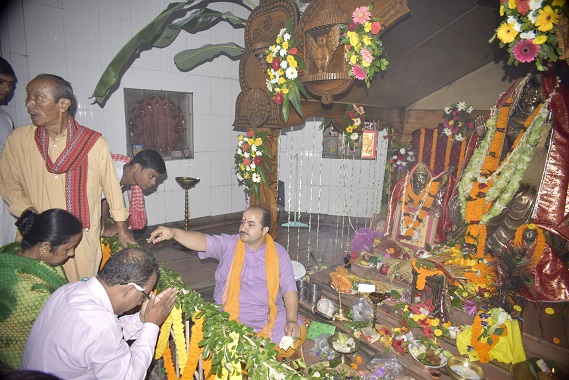 24-10-18 Guwahati- Lakshmi Puja (4)