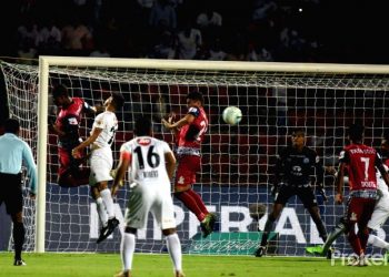 players-in-action-during-indian-super-league-isl-613736