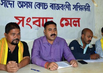 Pranab Narayan Deb Working President All Assam Koch Rajbongshi Sanmilani addressing a Press Conference at Guwahati Press Club on 17-11-18. pix by ub photos