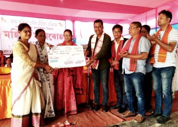cheque distribution