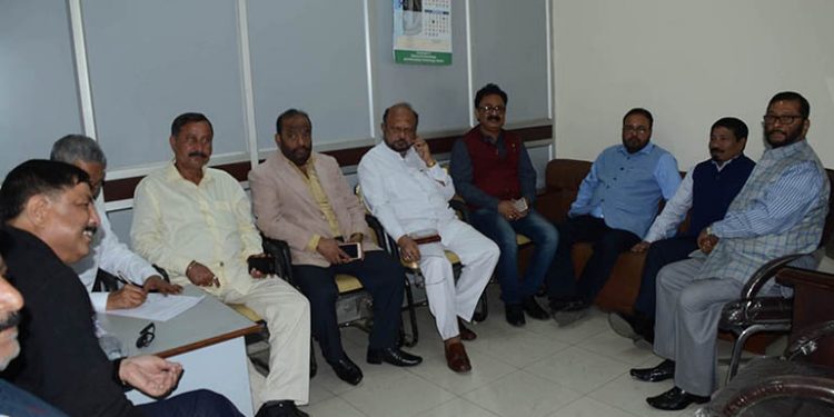 অগপৰ কৰ্ণধাৰ কমিটীৰ বৈঠকৰ দৃশ্য। ২৬ নৱেম্বৰত। ফটো : য়ু বি।