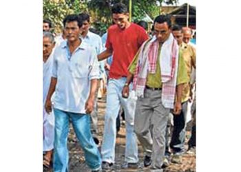 মৃণাল হাজৰিকা-জিতেন দত্তৰ পিছত বিজেপিৰ টাৰ্গেট এইবাৰ প্ৰৱাল নেওগ; হোজাইত গোচৰ ৰুজু কৰিলে নেতাজনৰ বিৰুদ্ধে