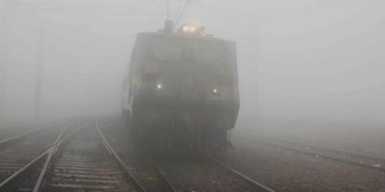 Train_fog_Allahabad