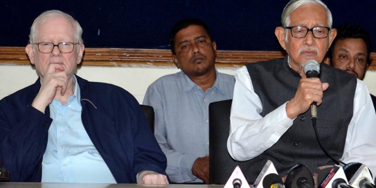 Dr. Hiren Gohain Chairman forum Against Citizenship Act Amendment Bill addressing a Press Conference at Guwahati Press Club on 01-12-18.Pix by UB Photos