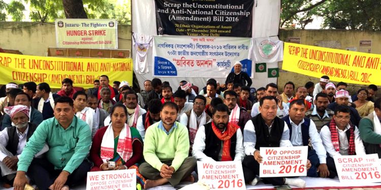 70 Ethnic Organizations of Assam Staging a hunger Strike against Citizenship (Amendment) Bill 2016 at New Delhi on 09-12-18. Pix BY UB Photos