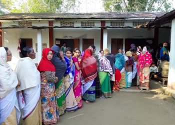 ৰাজ্যৰ ১৬ খন জিলাৰ লগতে শিৱসাগৰতো পুৱা ৭ বজাৰ পৰা আৰম্ভ হৈছে ভোটগ্ৰহণ