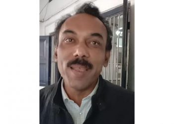 অপৰাধীক কাৰাবাসৰ পৰা বচাবলৈ ভুৱাকৈ মৃত্যুৰ প্ৰমাণপত্ৰ উলিয়াই গ্ৰেপ্তাৰ হ’ল অধ্যক্ষ