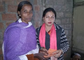 হাজিৰা কৰি ৰোগীয়া মাতৃ-ভাতৃক পোহপাল দিয়া দিপালী বৰাক আৰ্থিকসাহায্য প্ৰদান