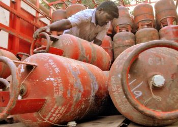 Illegal godown of cooking gas uprooted in Golaghat