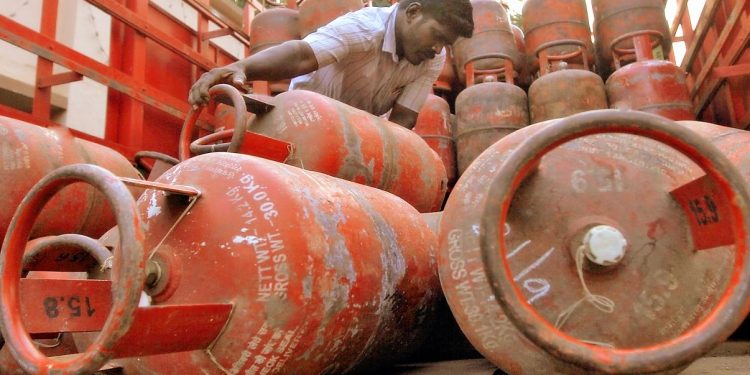 Illegal godown of cooking gas uprooted in Golaghat