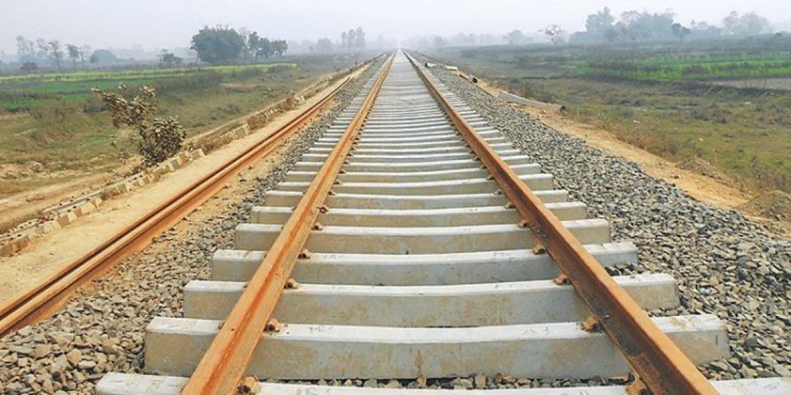 railway-tracks-750x375