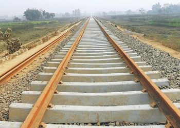 railway-tracks-750x375