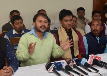 Akhil Gogoi Advisor Krishak Mukti Sangram Samiti (KMSS), along with 70th ethic organisations jointly addressing a press conference oppose the Citizenship (Amendment) Bill, 2016, at KMSS Head Office, in Guwahati on 02-01-19.pix by UB PHOTOS