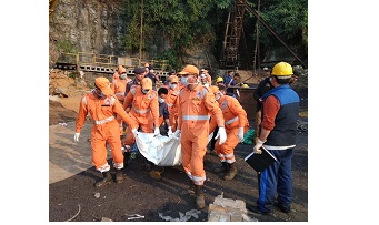 24-01-19 Meghalaya- one unidentified body of trapped miner (1)