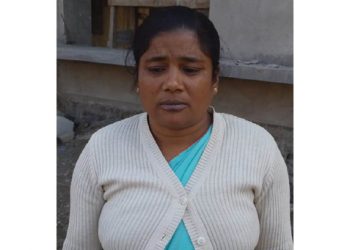 শিৱসাগৰত মটৰচাইকেলত অহা দুৰ্বৃত্তই মহিলাৰ পৰা থপিয়াই নিলে দুই লাখ টকা