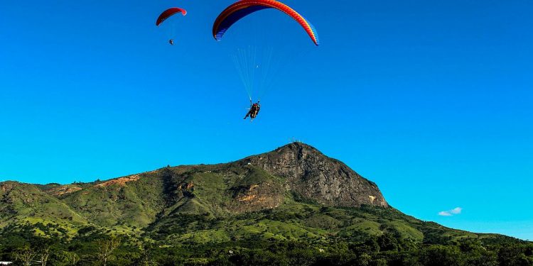 paragliding