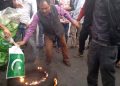 পাকিস্তানৰ বিৰুদ্ধে অস্ত্ৰ ল’বলৈ আমাক প্ৰধান মন্ত্ৰীয়ে আদেশ দিয়ক : কৃষক শ্ৰমিক উন্নয়ন পৰিষদ