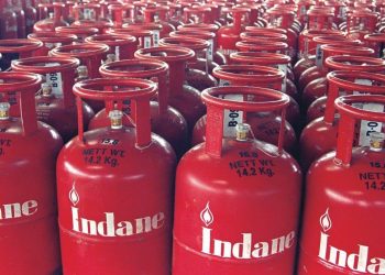 Gas-cylinder-book-can-also-be-done-by-Facebook-and-Twitter-2