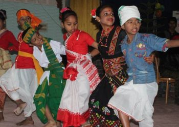 শিশুসকলৰ প্ৰতিভাৰ চানেকীৰে সামৰণি পৰিল বিশ্বনাথৰ শিশু সমাৰোহ