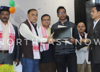 বিশ্বনাথত ৪২০ গৰাকী কৃতী ছাত্ৰ-ছাত্ৰীক ‘আনন্দৰাম বৰুৱা বঁটা’ প্ৰদান