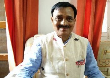 তেজপুৰ হিমন্তক এৰি নিদিয়াৰ হুংকাৰ আৰ পি শৰ্মাৰ, “মই তেজপুৰৰ বাঘ, এখন হাবিত দুটা বাঘ নাথাকে”