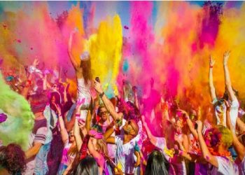 Feature-Holi