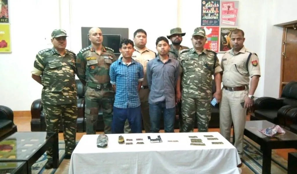তিনিচুকীয়াত আলফা স্বাধীনৰ দুজন কেডাৰৰ আত্মসমৰ্পণ