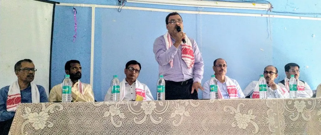 বোকাখাতৰ জে ডি এছ জি মহাবিদ্যালয়ত পথ সুৰক্ষাৰ বিশেষ সজাগতা সভা