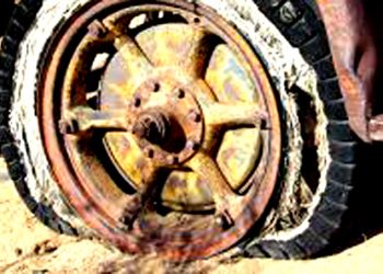 Truck tyre burst kills one teen at Bagori in Assam's Kaliabor