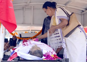 বামপন্থী নেতা কমৰেড দ্ৰুপদ বৰগোহাঁইক শেষ বাৰৰ বাবে লাল চালাম জনালে চি পি আইয়ে