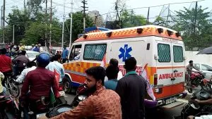 ববিতা শৰ্মাৰ সমদলত আবদ্ধ এম্বুলেন্স